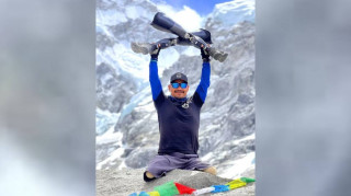 When double amputee Budha Magar scaled Mt Everest … (with photos)