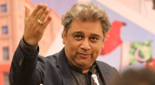 Pakistan's PTI party's senior leader announces resignation