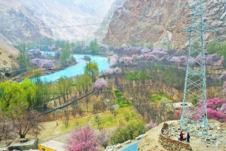 Stable power supply brings better life to residents in Datong township, Xinjiang