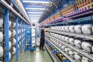 China's H1 foreign trade hits record high