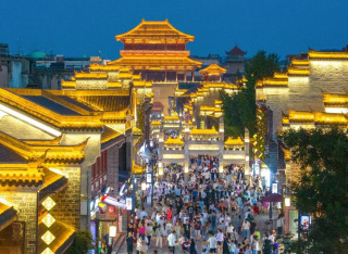 China sees high value-added economic growth in H1