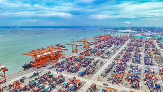 Sea-rail intermodal trains give leg up to foreign trade at Qinzhou Port
