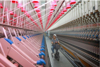 China to continuously develop new growth drivers, advantages