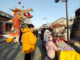 Urban renewal gives century-old block new look in Beijing