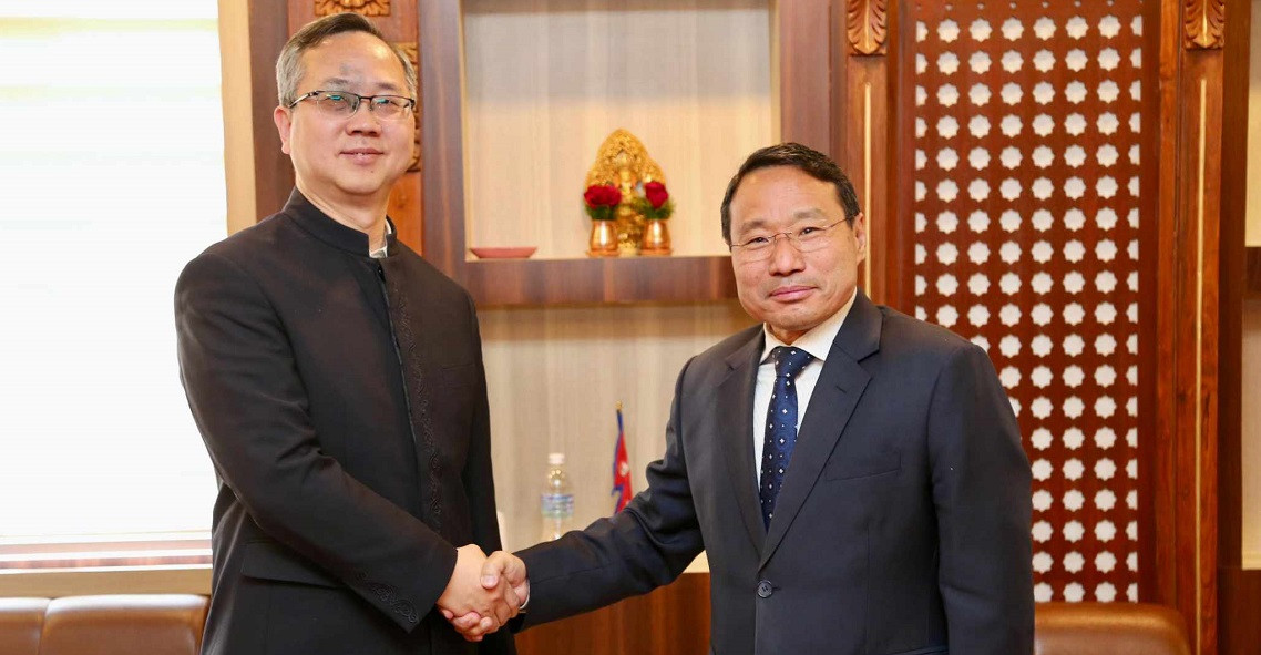 Chinese Ambassador Song Meets with Finance Minister Pun