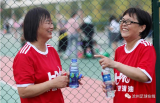 Senior women in Hebei catch second wind from soccer
