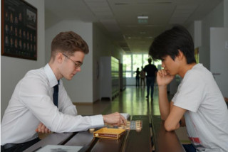 Bilingual school in Budapest nurtures envoys of China-Hungary friendship