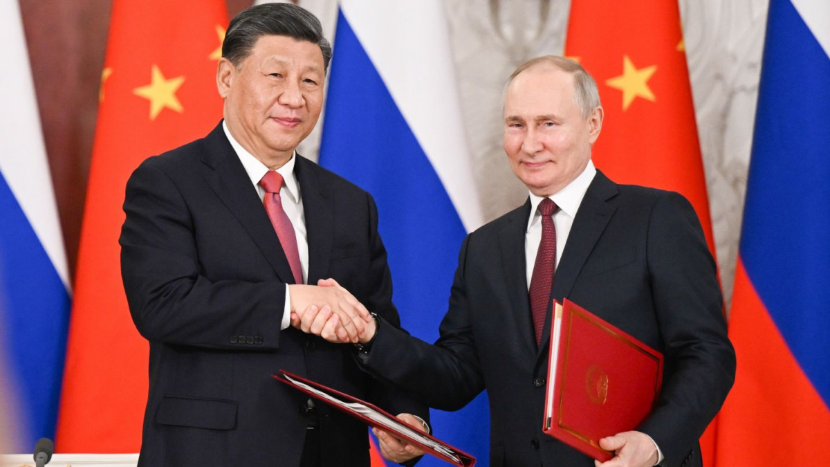 China, Russia set prime example of new form of international, good-neighborly relations between two major countries