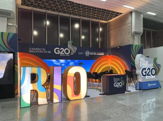 G20 shoulders responsibility for history, takes historical initiative, moves history forward
