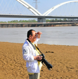 Chinese photographer devotes 38 years to recording beauty of Yellow River