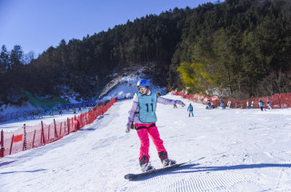 China turns ice, snow economy into new growth driver