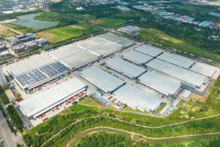 Chinese e-commerce platforms help exporters tap into domestic market