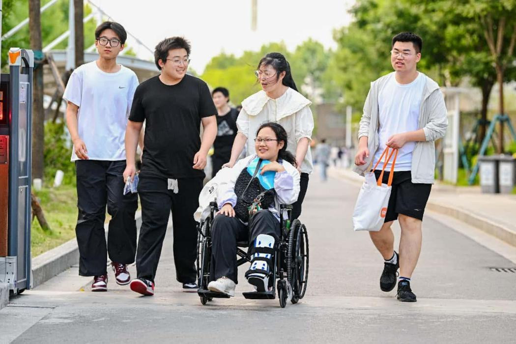 Gaokao opens the door wider for all