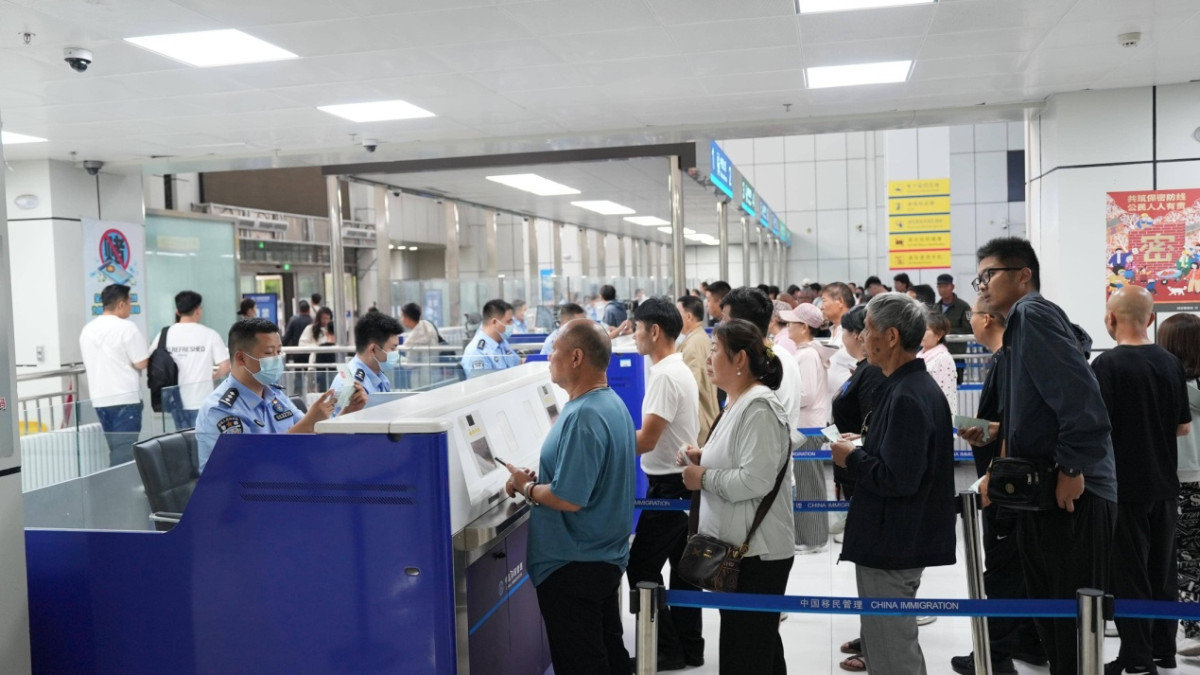 FOREIGN1755568233214YNOT2M1HN5.jpg