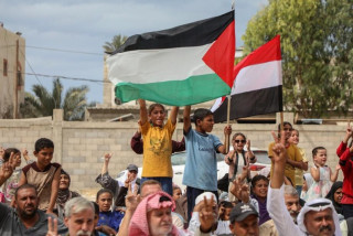 Reviving political prospects for implementing two-State solution