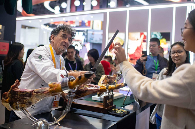 CIIE fuels success of Spain's "City of Ham"