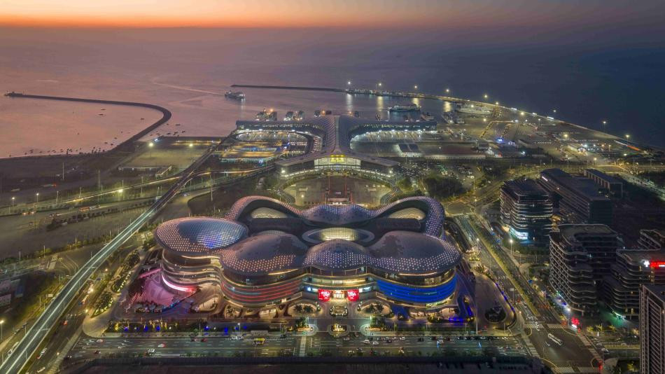 Exploring new paths in building Hainan Free Trade Port