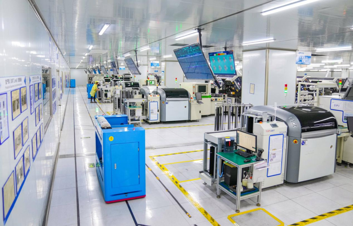 China steps up efforts to advance AI-assisted manufacturing