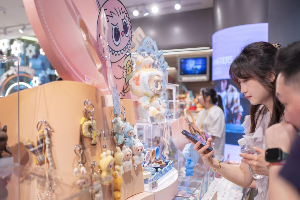 China's bag charm economy: small accessories, big cultural impact